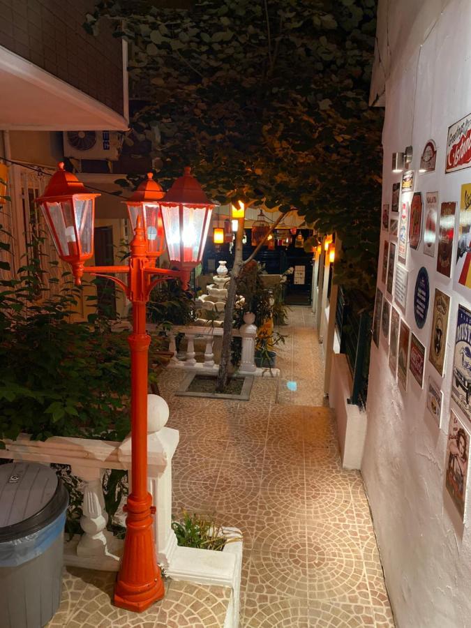 No Problem Pansiyon & Alkaya Motel เทเคียร์ดัก ภายนอก รูปภาพ